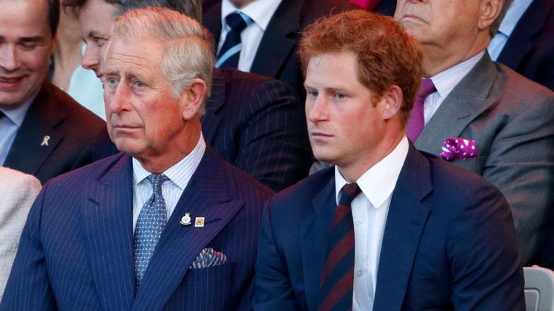 Królowa Camilla, król Karol i książę Harry