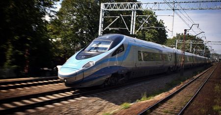Najszybszy pociąg w historii na trasie  Gdańsk-Kraków. Zobacz, ile zaoszczędzisz czasu