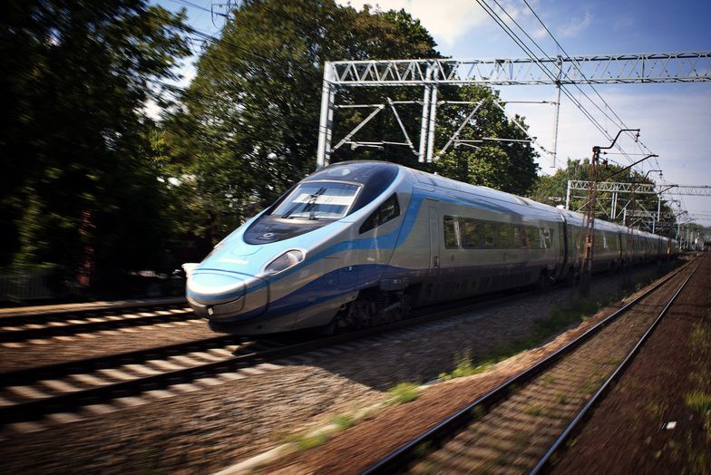 Najszybszy pociąg w historii na trasie  Gdańsk-Kraków. Zobacz, ile zaoszczędzisz czasu