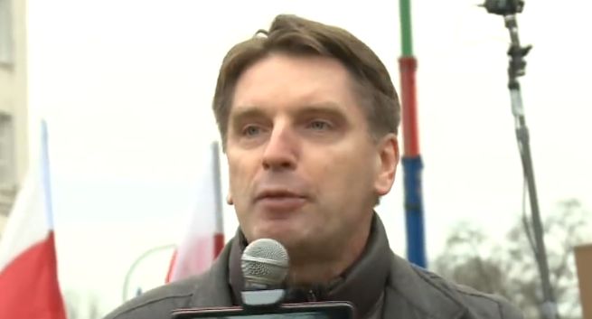 Tomasz Lis przemawiał na manifestacji KOD. „Nigdy nie zamkną nam ust” (wideo)