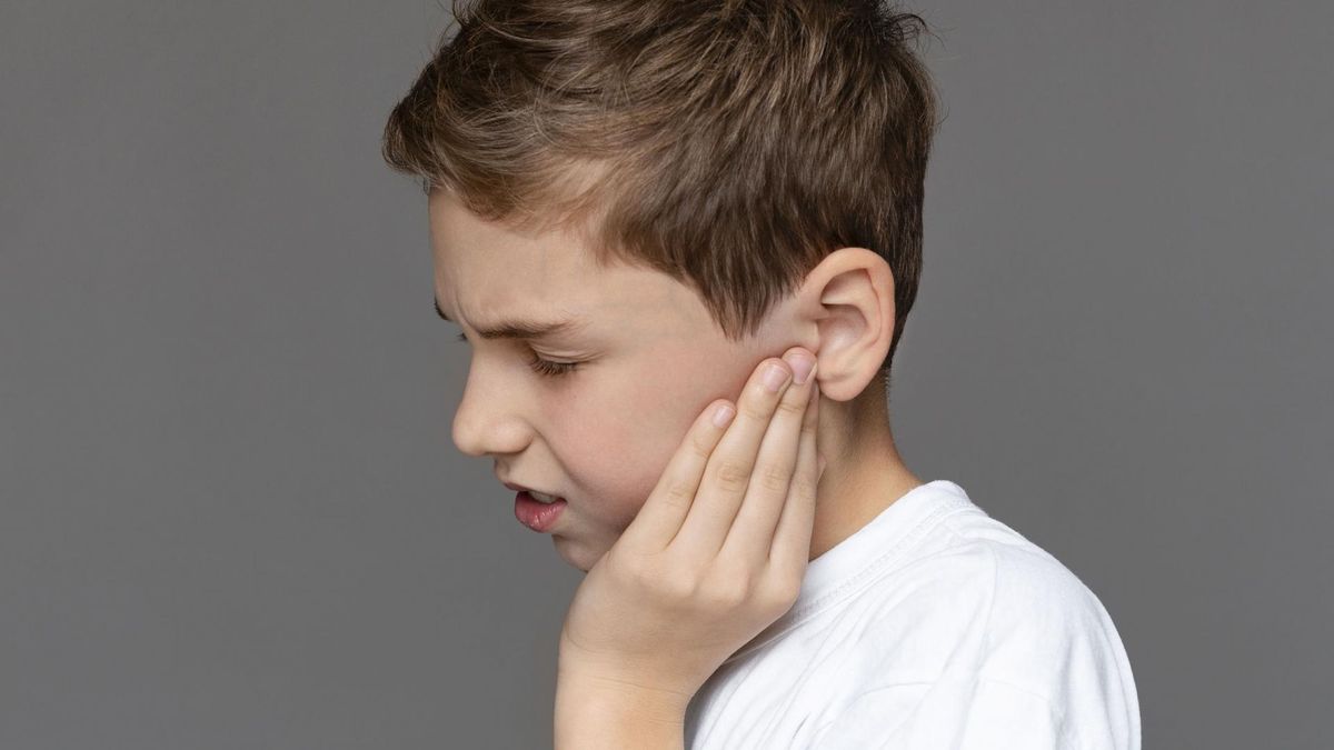 O wyrostku sutkowatym najczęściej mówi się w kontekście patologii, czyli zapalenia wyrostka sutkowatego.