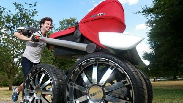 WTF dnia: wózek dziecięcy dla prawdziwego faceta. Chcielibyście taki? 1