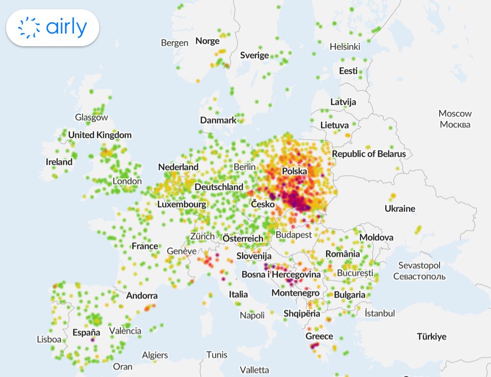 Polska jest czarnym punktem na mapie Europy, jeżeli chodzi o zanieczyszczenie powietrza (Fot. za Airly.org)