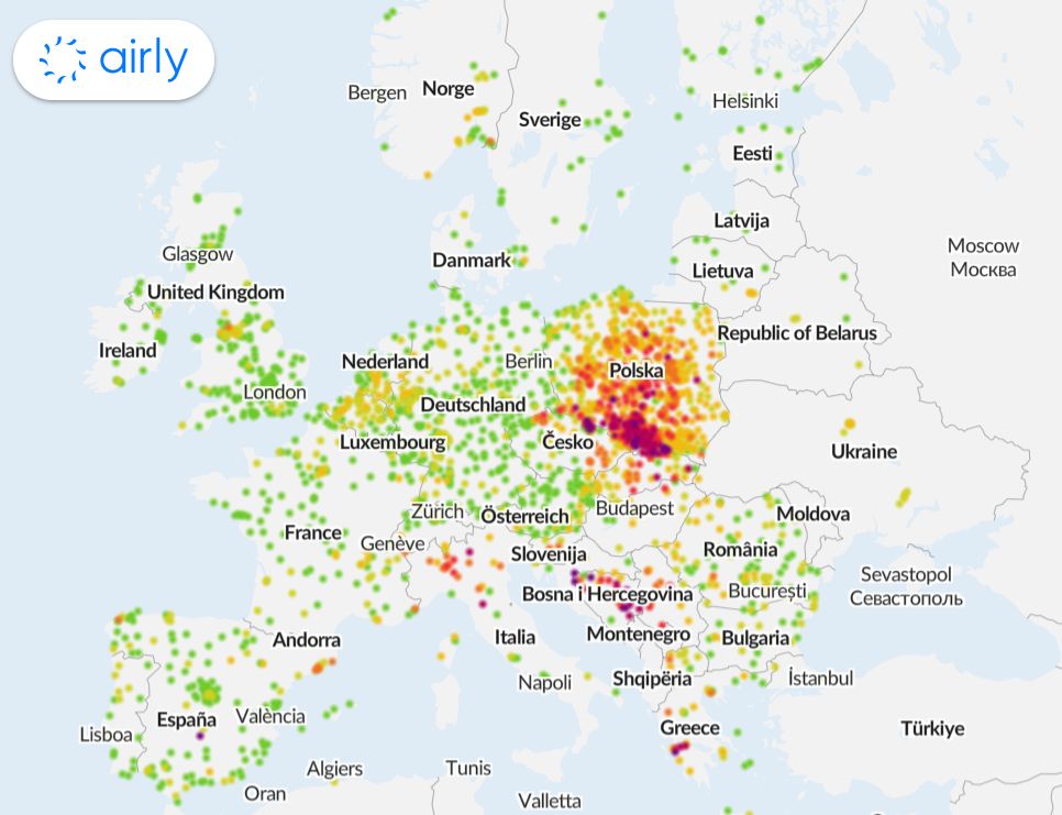 Polska jest czarnym punktem na mapie Europy, jeżeli chodzi o zanieczyszczenie powietrza (Fot. za Airly.org)