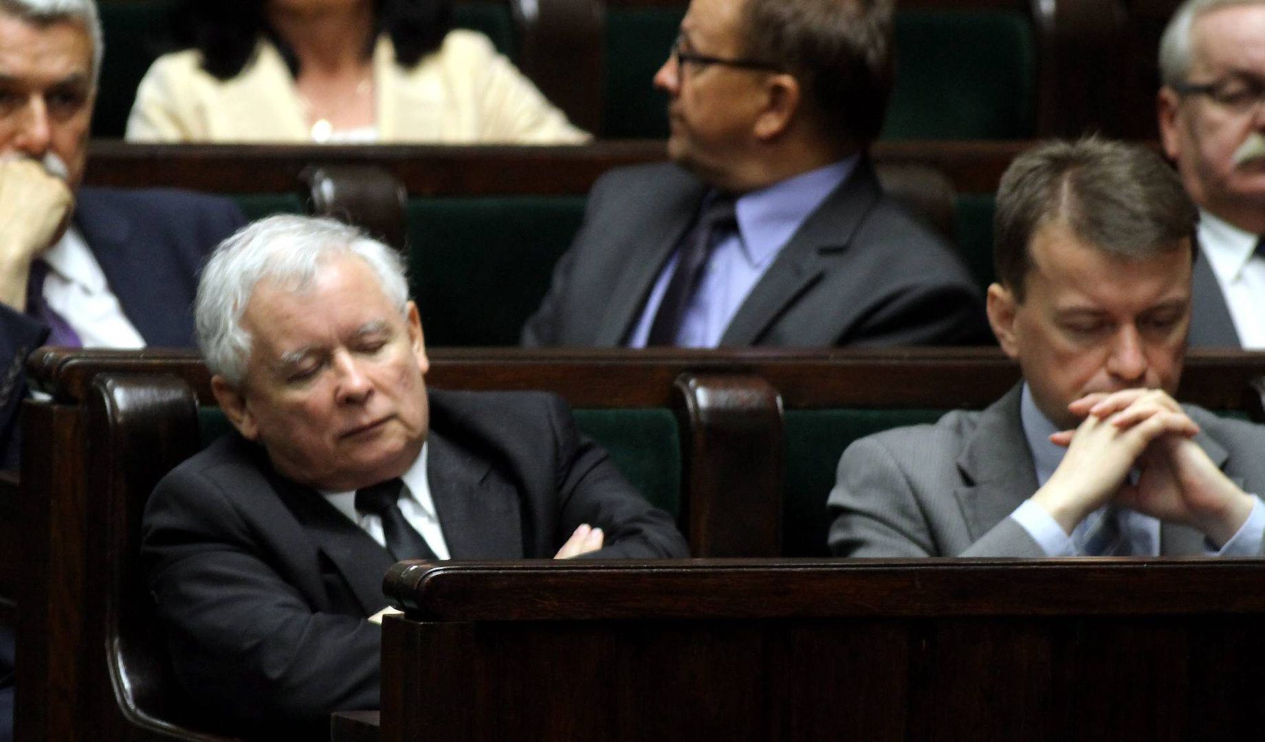 25.07.2014 r. Prezes PiS śpi podczas wypowiedzi Prokuratora Generalnego Andrzeja Seremety 