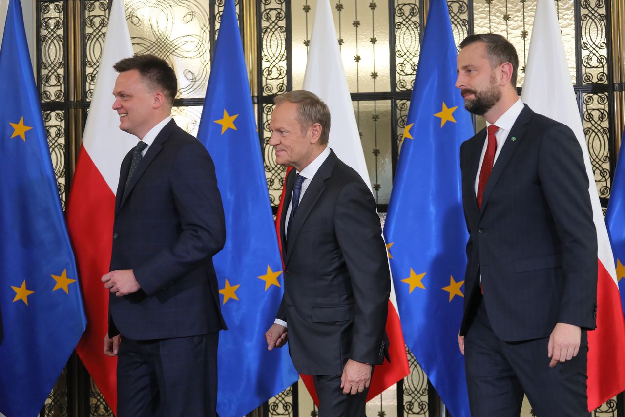 Szymon Hołownia i Władysław Kosiniak-Kamysz na czele rankingu zaufania. Donald Tusk poza podium