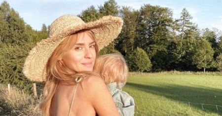 Będzie awantura? Tusk dał wnuczce tęczowy prezent. Kasia Tusk pokazała zdjęcie