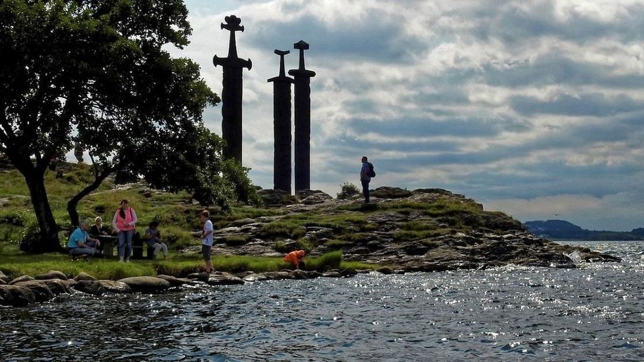 Pomnik Trzech Mieczy, fot. Holger Uwe Schmitt