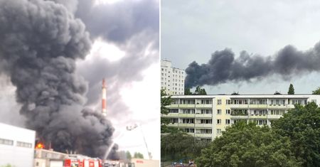 Dym widać z całego Torunia. Na miejscu osiem zastępów straży