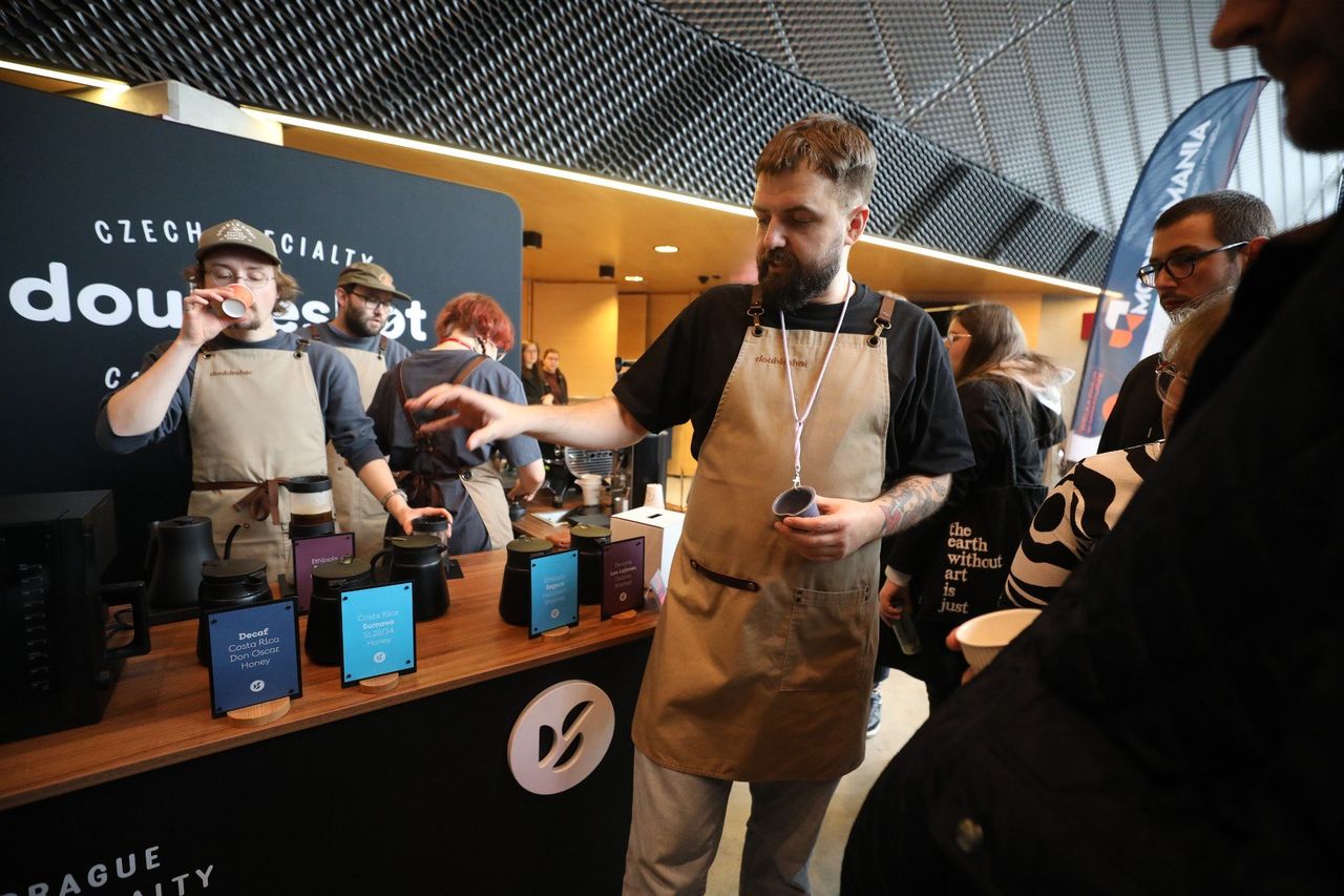 Katowice: Święto miłośników kawy. Trwa 10. edycja słynnego festiwalu "Parzymy Przelewamy" w MCK