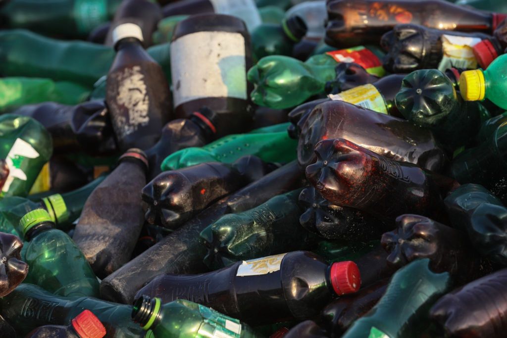 Według badań co tydzień zjadamy nawet 5 gramów mikroplastiku
