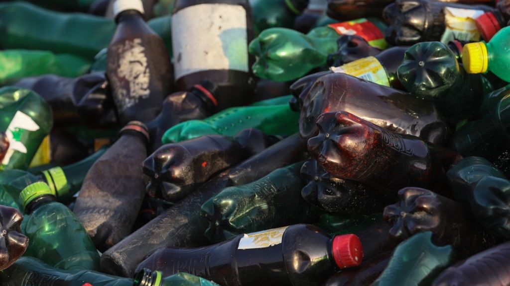 Według badań co tydzień zjadamy nawet 5 gramów mikroplastiku