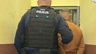 Kalety: Sceny jak z filmu sensacyjnego. Pijany 32-latek próbował staranować na drodze auto swojej partnerki