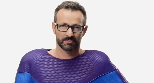 UPC promuje telewizję i internet w Optimum TV, MegaTata w piłkarskich reklamach (wideo)