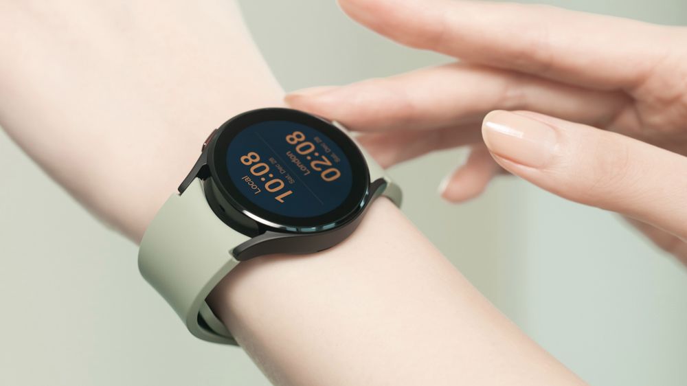 8 lat przecieków. Google Pixel Watch wreszcie na zdjęciach prasowych 1