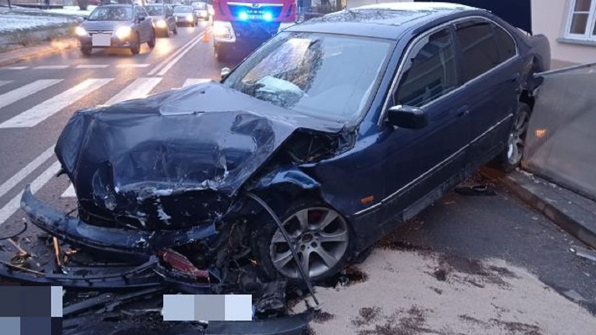 Do szpitala trafiły trzy osoby.