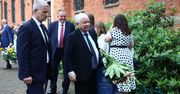 Wszystko jasne! Wiemy, co Jarosław Kaczyński wręczył Jackowi i Joannie Kurskim