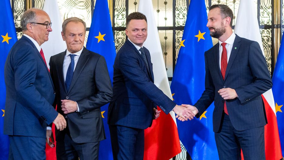 Opposition party leaders Wlodzimierz Czarzasty one of the leaders of the New Left party (L), leader of the Civic Coalition (KO), Donald Tusk (2nd L),  leader of the Poland 2050 party, Szymon Holownia (2nd R)  and leader of the Polish People's Party (PSL), Wladyslaw Kosiniak Kamysz (R) while making a statement to the press in which they declare their willingness to cooperate and take over coalition rule in Poland. The opposition's joint candidate for future prime minister is Donald Tusk , in Warsaw, Poland, October 24, 2023.
POLAND OUT

POLAND OUT
 (Photo by Andrzej Iwanczuk/NurPhoto via Getty Images)