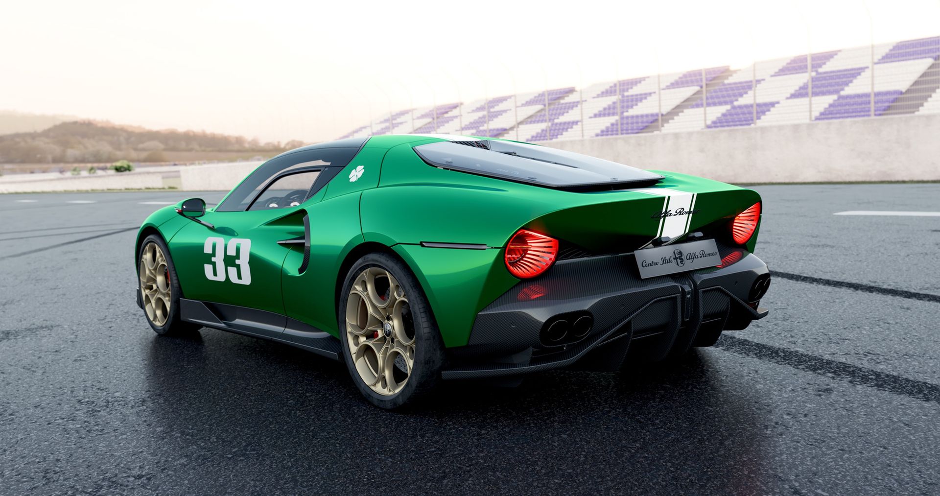 "Moja" Alfa Romeo 33 Stradale z lakierem Verde Montreal