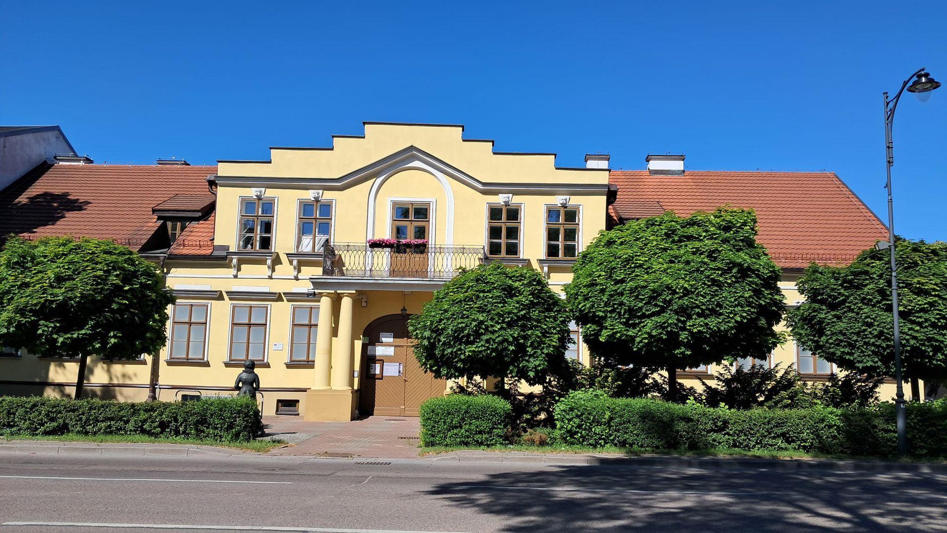 Dworek, w którym urodziła się Maria Konopnicka
