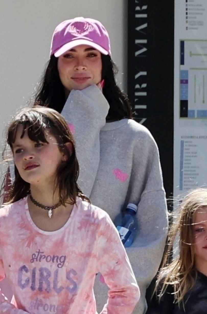 Megan Fox zabrała synów na lody