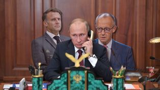 Putin czeka przy telefonie? Odbierze, jeśli zadzwoni Macron lub Merz