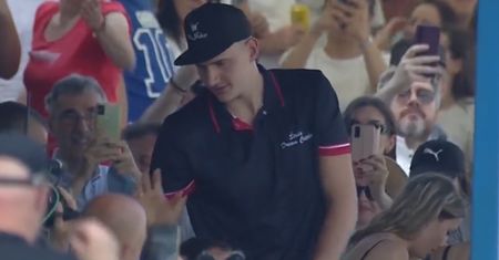 Zamiast wakacji, wybrał powrót do kraju. Mistrz NBA zaskoczył