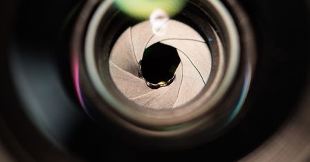 Wypalone matryce, stopione przysłony i wiele innych – to skutki niewłaściwego fotografowania zaćmienia