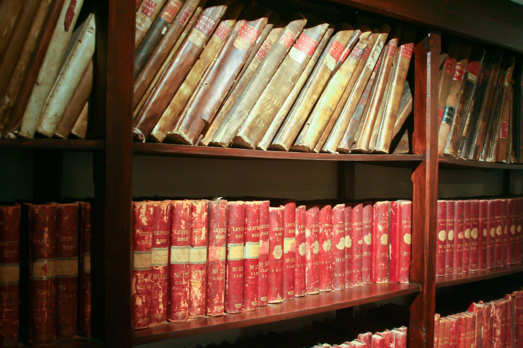 Mirek N.
Funchal, Madera, biblioteka, ksiażki, portugalia, stare, wolumeny, wolumeny, biblioteka, ksiażki, funchal, madera, portugalia, stare