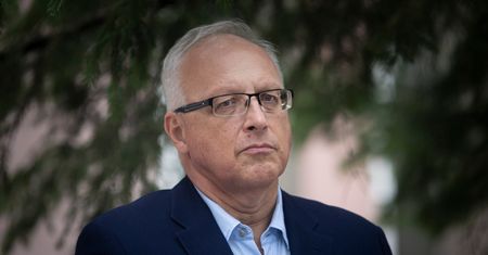 Szpitale są niewydolne? Prof. Flisiak o tym, gdzie sytuacja epidemiczna jest najgorsza