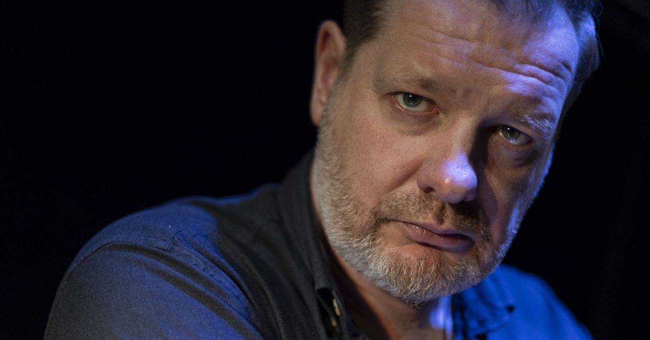 Na tej scenie spał, na tej scenie wziął ślub. Krzysztof Pluskota o Teatrze STU