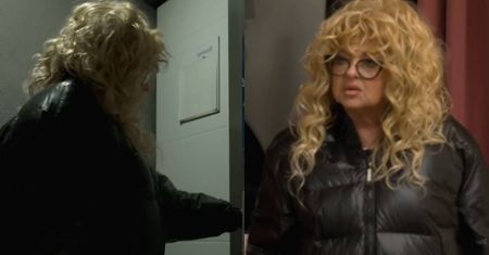 Magda Gessler wpadła na "Kuchenne rewolucje" i... POCAŁOWAŁA KLAMKĘ. "Pierwszy raz mnie to spotkało" (WIDEO)