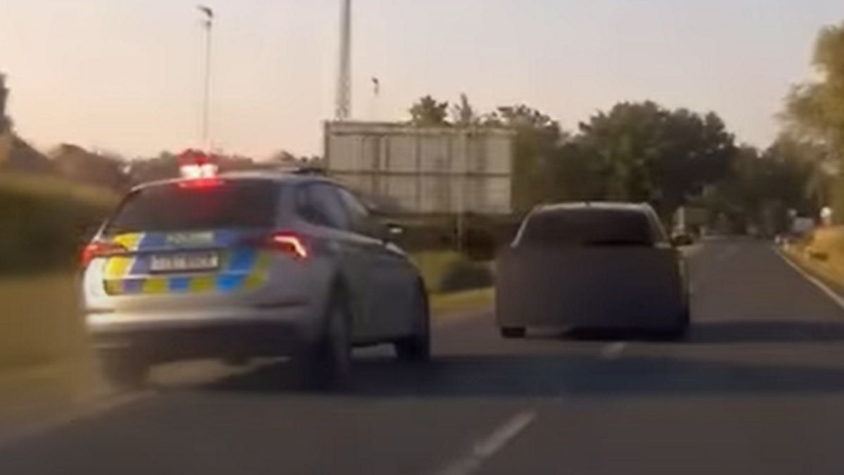 Policja nie dawała piratowi drogowemu za wygraną