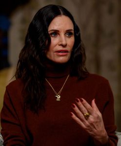 Harry wciągnął ją w narkotykową historię. Jest komentarz Courteney Cox