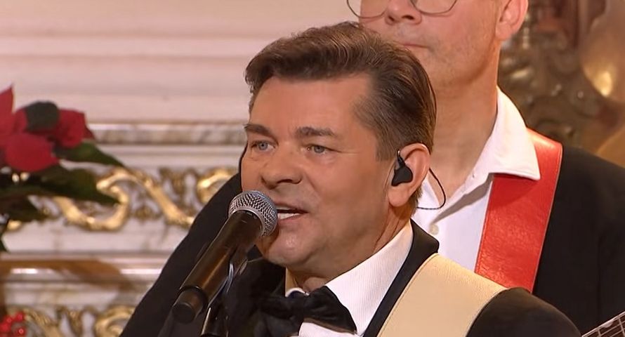 Koncert kolęd w Republice. Wśród gwiazd Zenek Martyniuk, na widowni para prezydencka