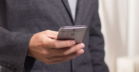 Otrzymałeś takiego SMS-a? Nie daj się nabrać, bo srogo pożałujesz