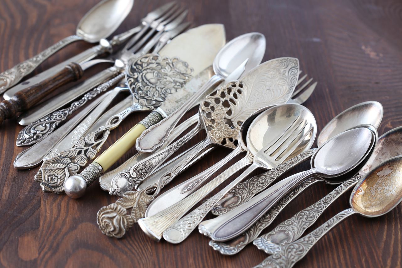 There are simple ways to restore shine to silver cutlery.