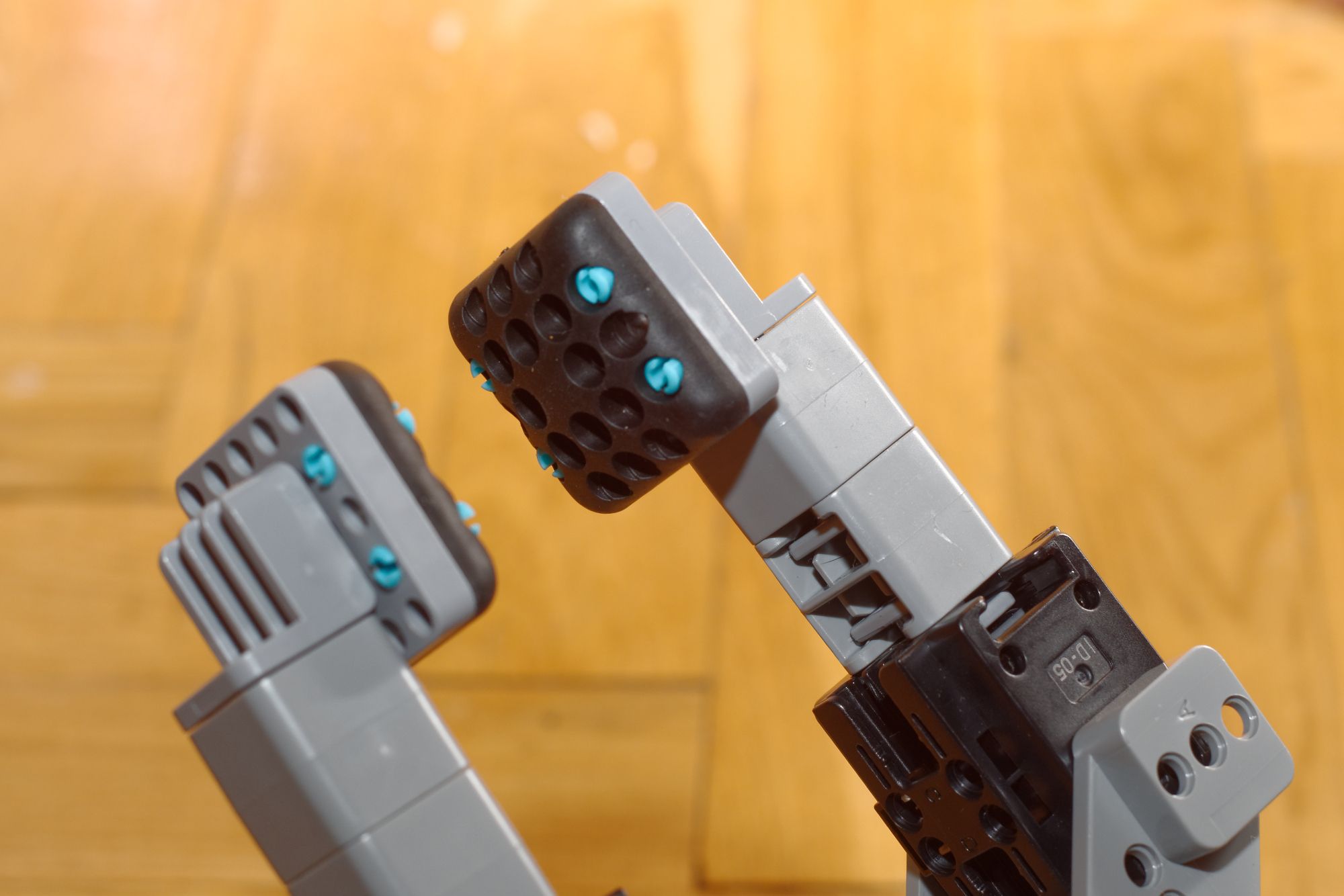 JIMU AstroBot – robotyka od podstaw, tym razem z czujnikiem i LED-ami 9