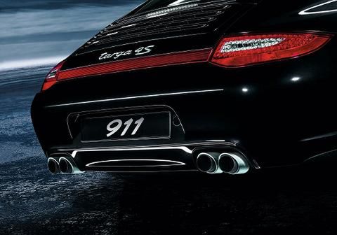 Nowy układ wydechowy dla 911 Carrera i Targa 4