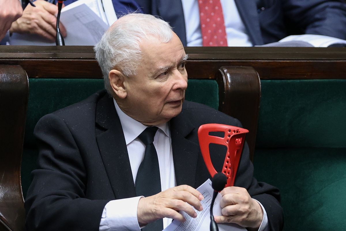 Jarosław Kaczyński ciągle nie wrócił do swoich podróży po Polsce.