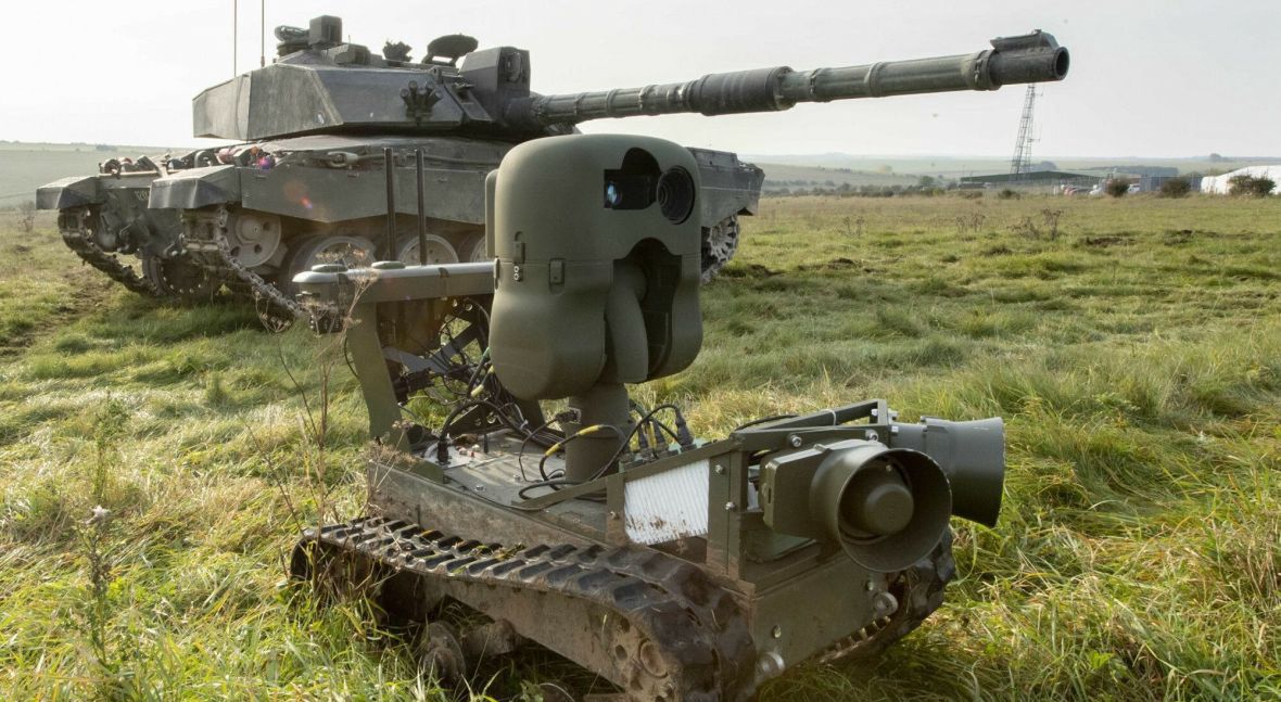 Brytyjski Challenger 2 i bezzałogowy pojazd naziemny (UGV) X2