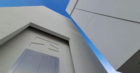 Przychodzą tu setki ludzi. W środku nie ma żadnej wystawy