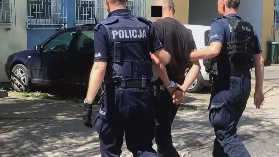 Włamania do domów są w Toruniu rzadkim przestępstwem. Jednym z głośniejszych było włamanie do domu zamożnych ludzi przy ul. Narcyzowej na Wrzosach latem ubr. Ale sprawcę szybko ujęto. W br. recydywista Aleksander S. skazany został prawomocnie na 4 lata więzienia i trafił za kraty.