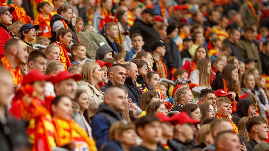 Kibice na meczu Jagiellonia - Pogoń Szczecin