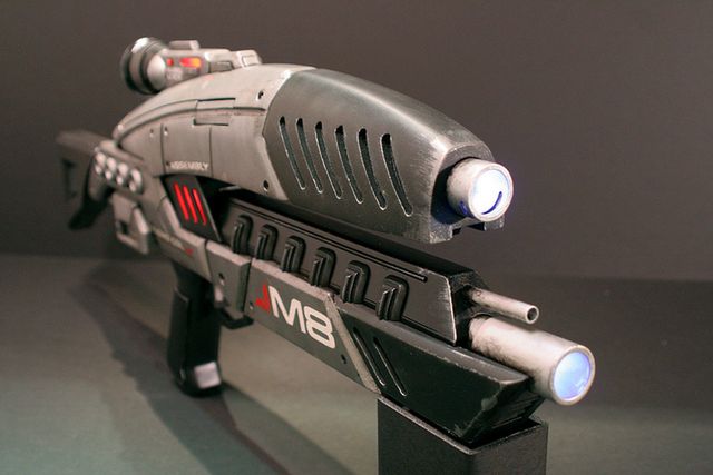 M8 Rifle - replika broni z Mass Effect