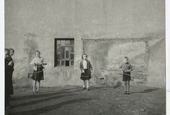 Na podwórku w PRL. Kto nie urodził się w Polsce Ludowej, nie zgadnie co znaczy słowo "manso"