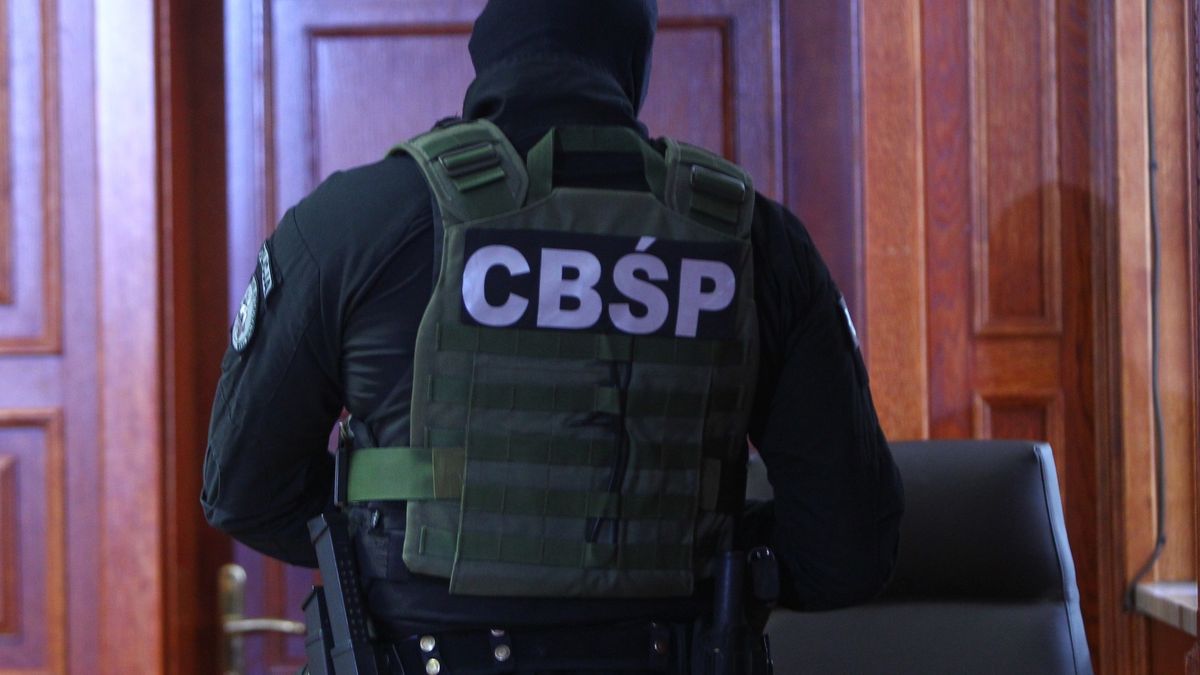 Polskie służby mają ostatnio pełne ręce roboty ze sportowcami o randzie mistrza.