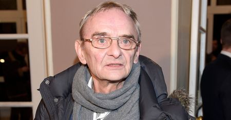 Nałóg go pochłonął. Ona cały czas była przy nim