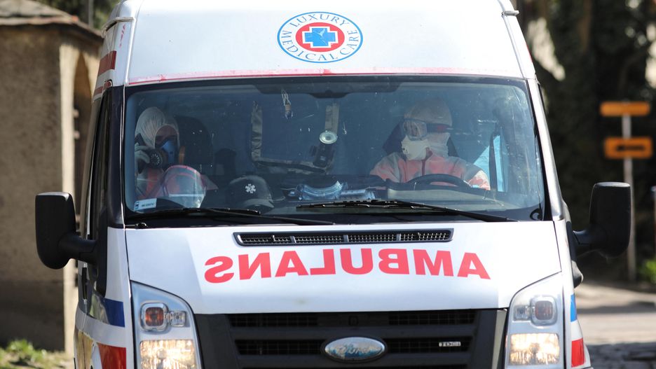 Koronawirus. Warszawa. Zakażonych jest pięcioro pracowników warszawskiego pogotowia ratunkowego 
