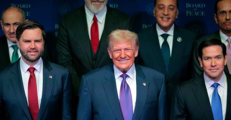 Trump spóźnił się. Chodzi o obrady Rady Pokoju
